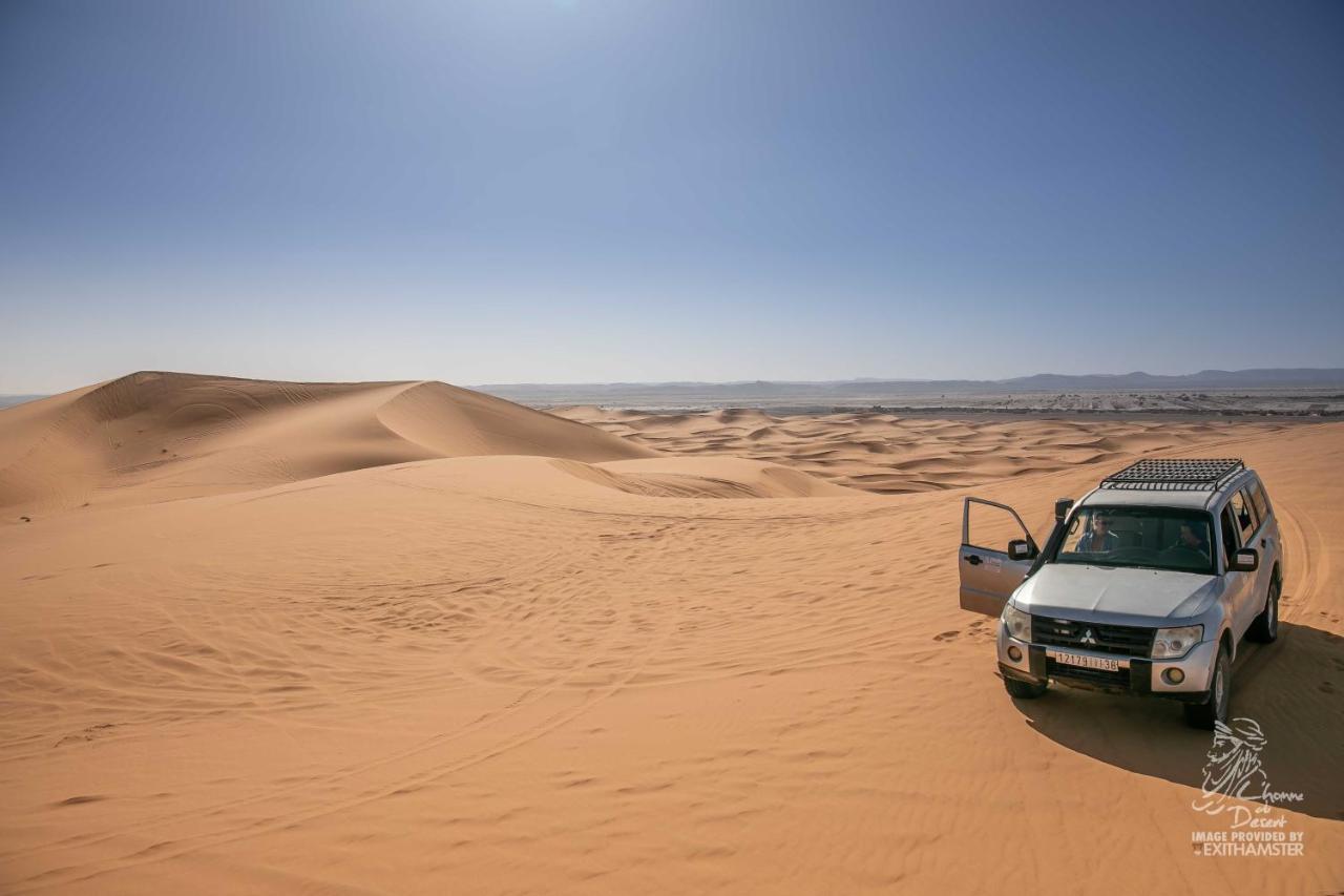 L'Homme Du Desert A Merzouga Exterior photo