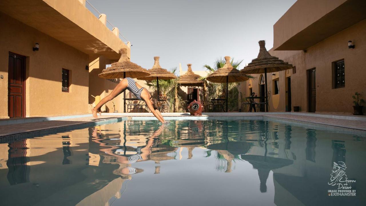 L'Homme Du Desert A Merzouga Exterior photo